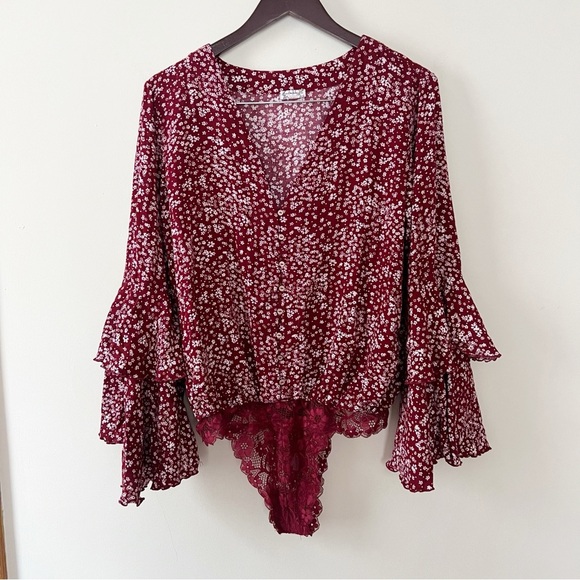 Free People Intimately Ditsy Floral Bodysuit Blouse in‎ Wine Size Large - Picture 1 of 10